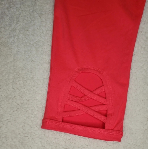 73.NWOTs ~ Orange 🍊 Capris w/Criss~Cross Calf Detail Leggings! - Picture 3 of 5